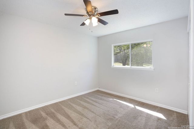 12946 Parton Ln, San Antonio, TX 78233