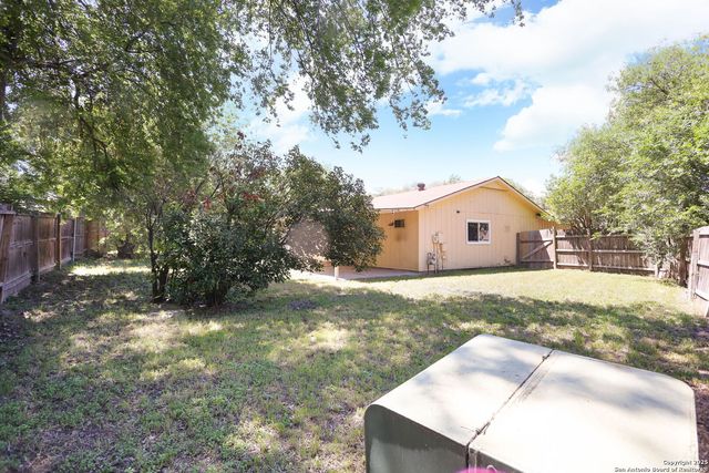 12946 Parton Ln, San Antonio, TX 78233