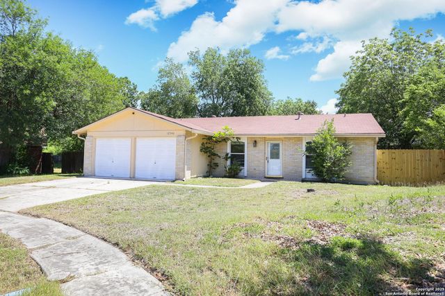 12946 Parton Ln, San Antonio, TX 78233