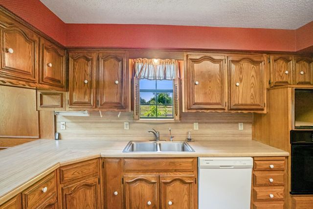 11591-1 Farm Road 269 S, Pickton, TX 75471