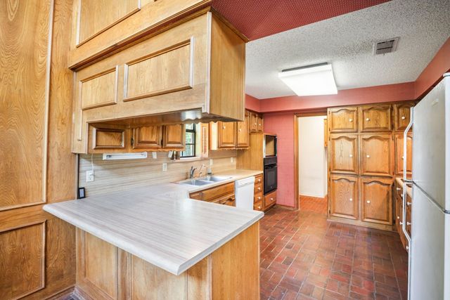 11591-1 Farm Road 269 S, Pickton, TX 75471