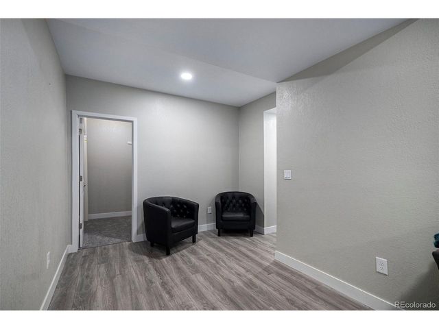 192 S 4 Ave, Deer Trail, CO 80105
