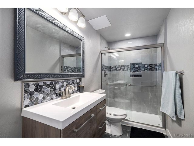 192 S 4 Ave, Deer Trail, CO 80105