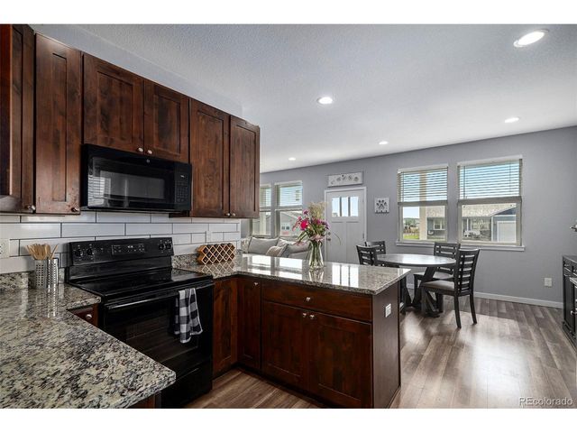 192 S 4 Ave, Deer Trail, CO 80105