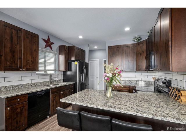 192 S 4 Ave, Deer Trail, CO 80105