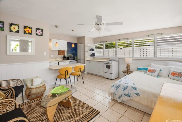 156 N Kalaheo Avenue C, Kailua, HI 96734