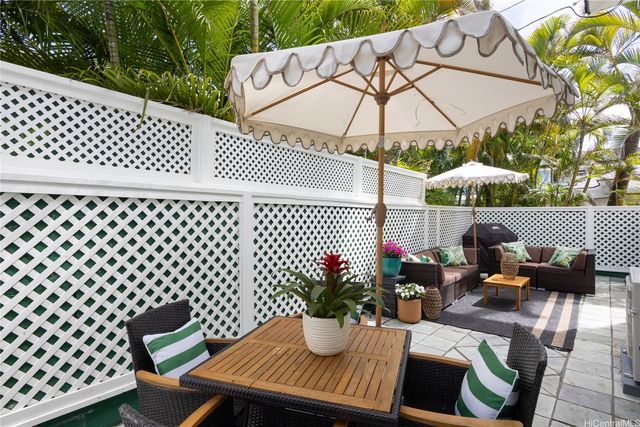 156 N Kalaheo Avenue C, Kailua, HI 96734