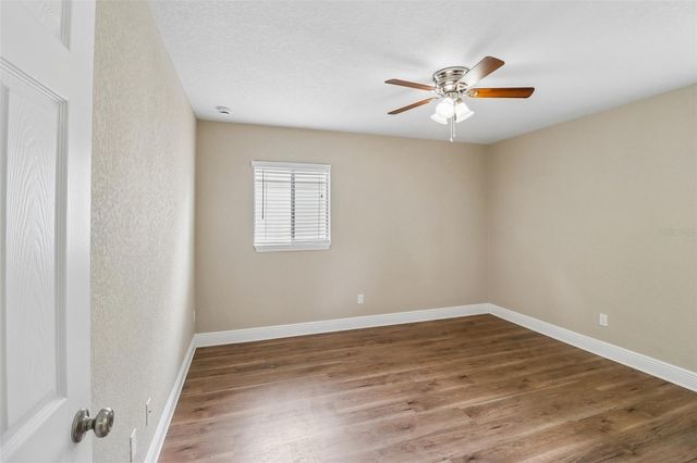 105 N FAIRFAX AVENUE, Deland, FL 32724