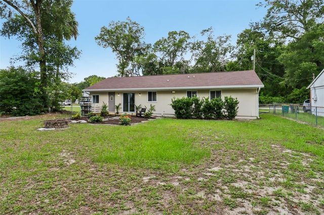 105 N FAIRFAX AVENUE, Deland, FL 32724