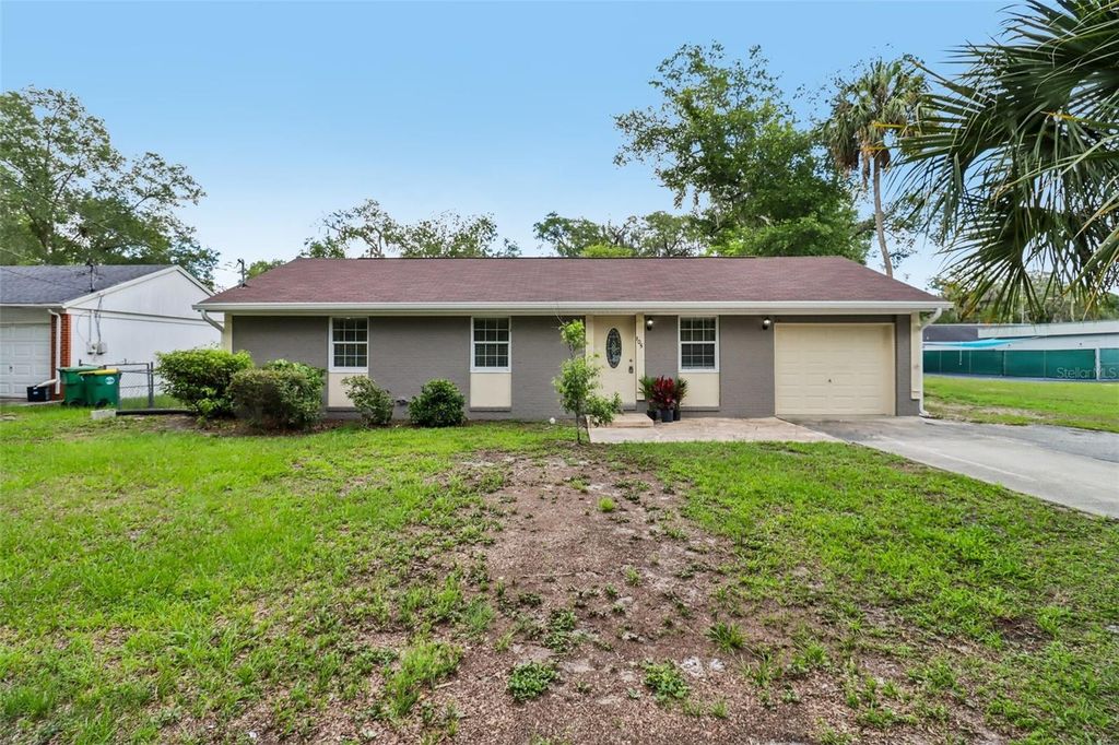 105 N FAIRFAX AVENUE, Deland, FL 32724