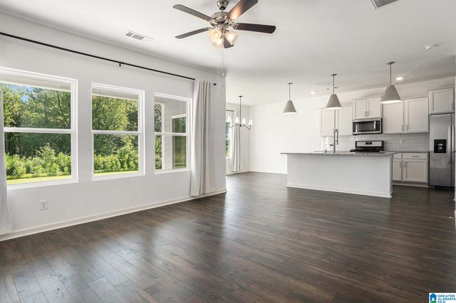 464 CROSSBRIDGE ROAD, Chelsea, AL 35043