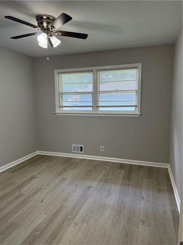 1547 Mountain View Circle NW, Conyers, GA 30012