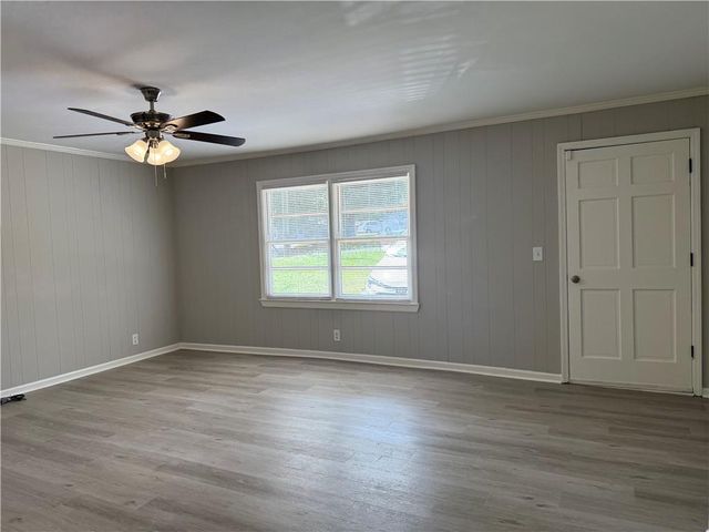 1547 Mountain View Circle NW, Conyers, GA 30012