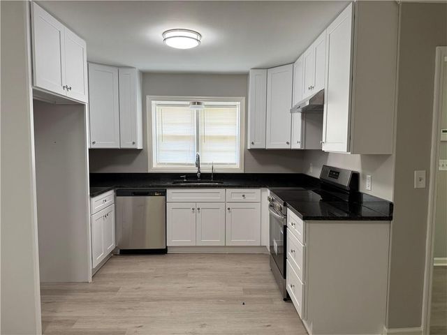 1547 Mountain View Circle NW, Conyers, GA 30012