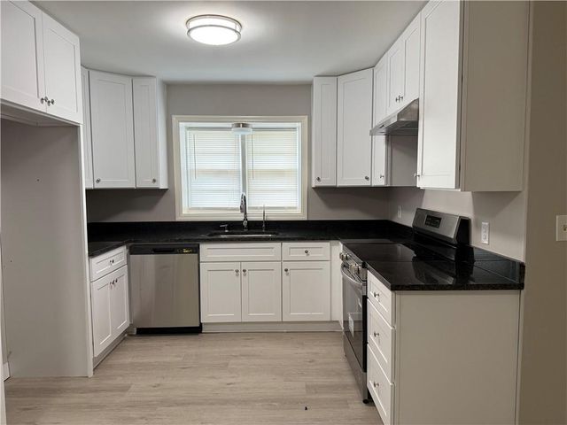 1547 Mountain View Circle NW, Conyers, GA 30012