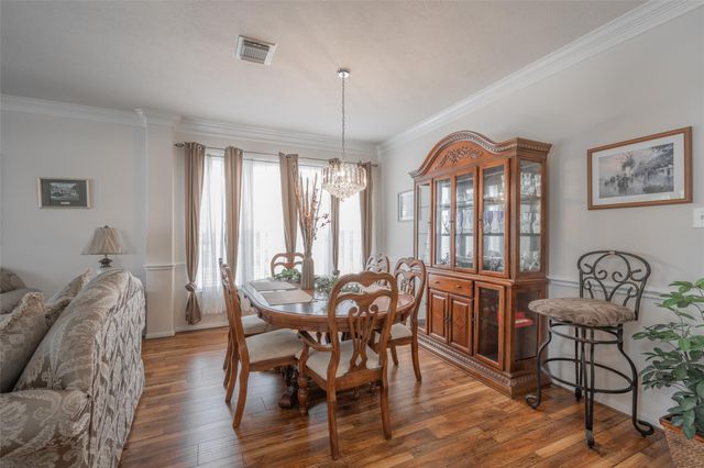 17718 Barker Bluff Lane, Cypress, TX 77433