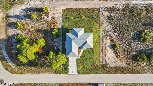 1109 Edgewood ST E, Lehigh Acres, FL 33974