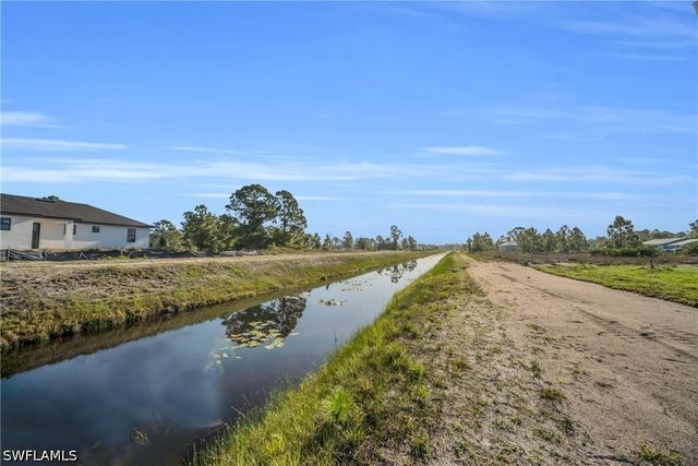 1109 Edgewood ST E, Lehigh Acres, FL 33974