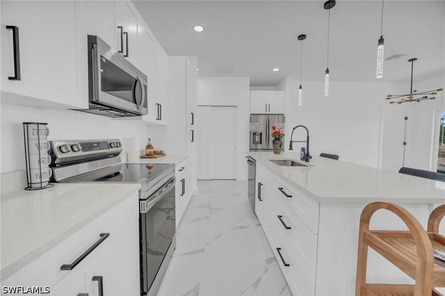 1109 Edgewood ST E, Lehigh Acres, FL 33974