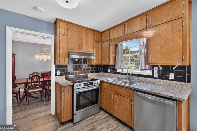 2272 Green Hawk Court, Decatur, GA 30035
