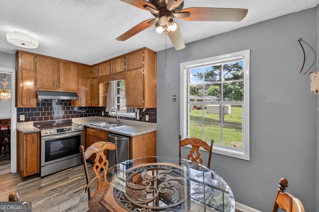 2272 Green Hawk Court, Decatur, GA 30035
