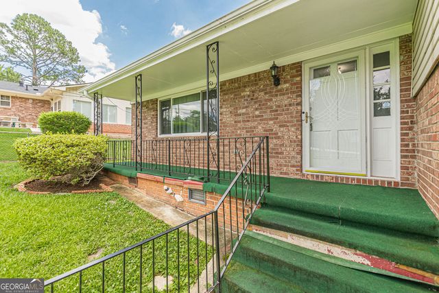 2272 Green Hawk Court, Decatur, GA 30035