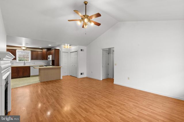 905 HEDGEWYCK LN, Elizabethtown, PA 17022