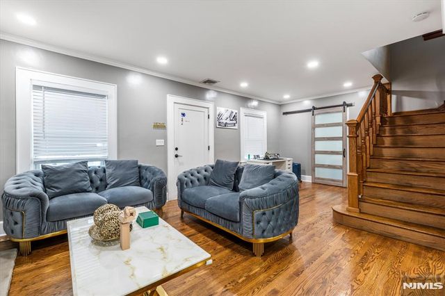 9 Wayne Place, Nutley, NJ 07110