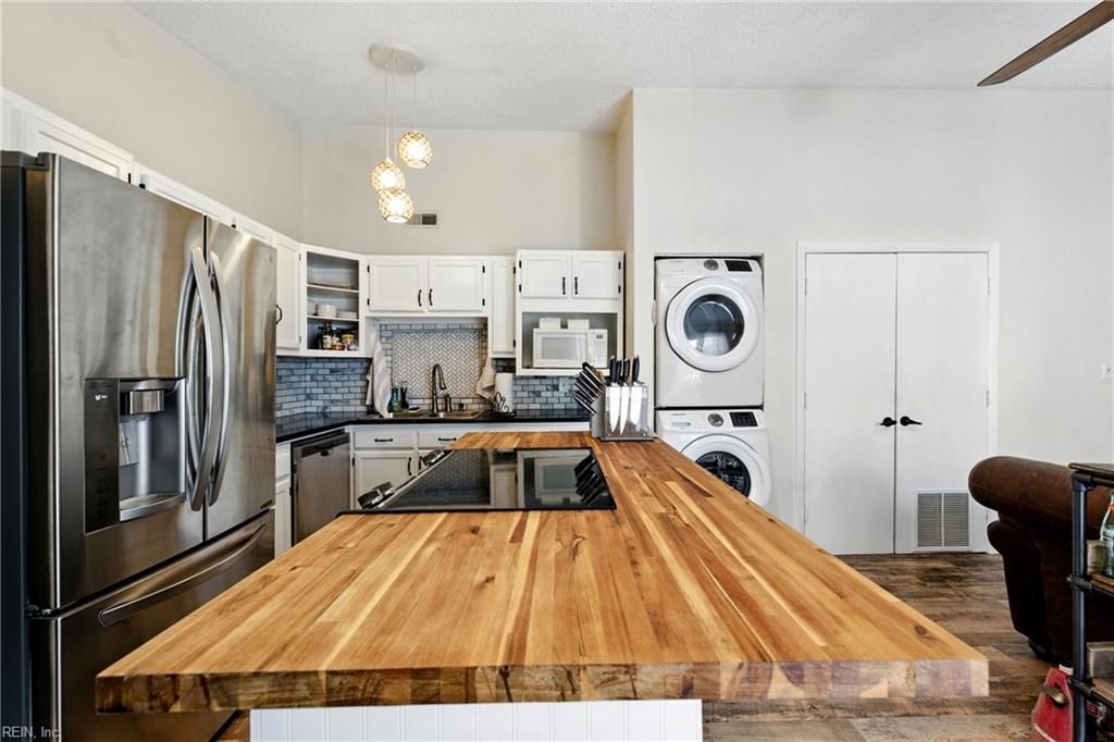 9706 7th Bay St Apt 503, Norfolk, VA 23518