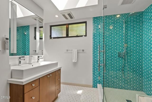 412 Elmwood Drive, Pasadena, CA 91105