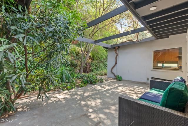 412 Elmwood Drive, Pasadena, CA 91105