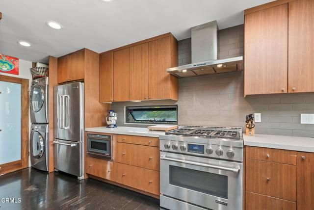 412 Elmwood Drive, Pasadena, CA 91105