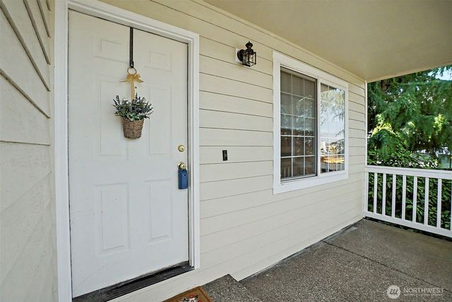 4718 39th Street NE, Tacoma, WA 98422