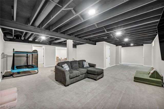 36564 Appian Way, North Ridgeville, OH 44039