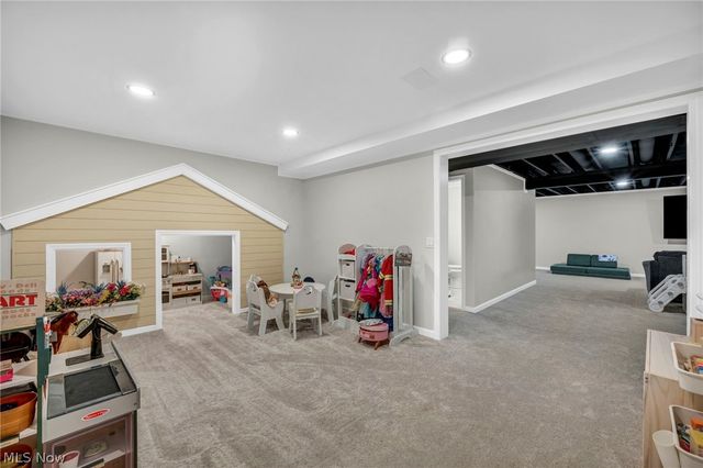 36564 Appian Way, North Ridgeville, OH 44039