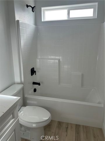 16353 Smokethorn Road, Apple Valley, CA 92307