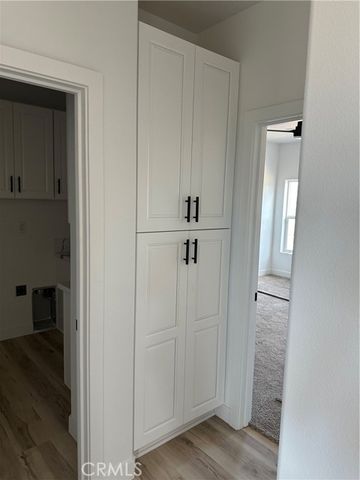 16353 Smokethorn Road, Apple Valley, CA 92307