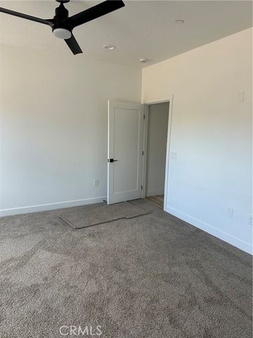 16353 Smokethorn Road, Apple Valley, CA 92307