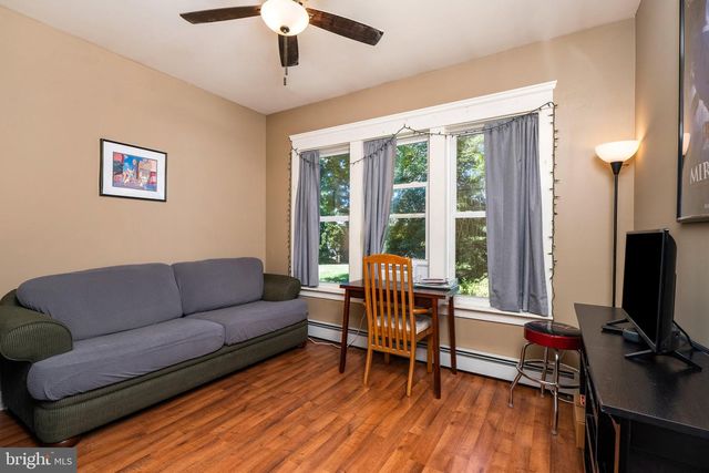 1043 HORNBERGER AVE, Roebling, NJ 08554