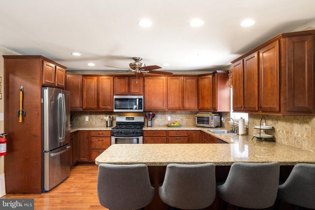 1043 HORNBERGER AVE, Roebling, NJ 08554