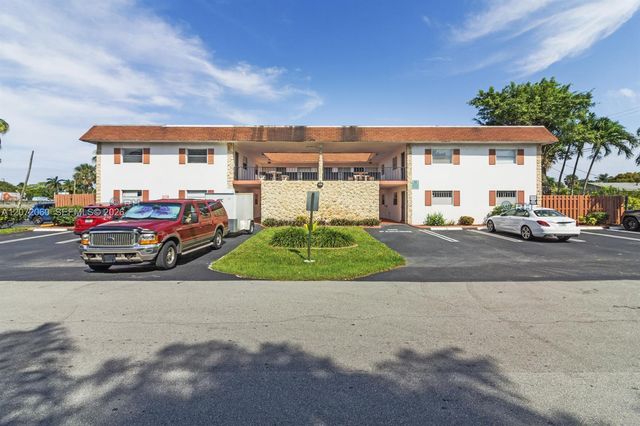 344 SW 1st Street 6, Pompano Beach, FL 33060