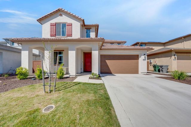 5080 Marshmallow Dr, Roseville, CA 95747