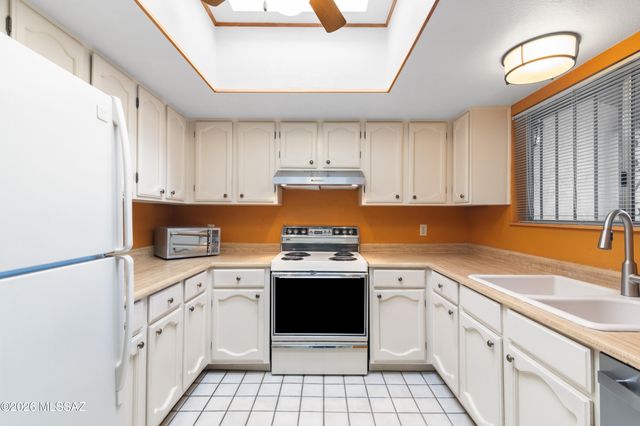 6339 N Orange Tree Drive, Tucson, AZ 85704