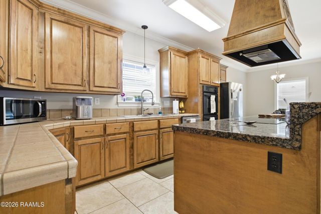 1008 Ohlenforst Road, Rayne, LA 70578