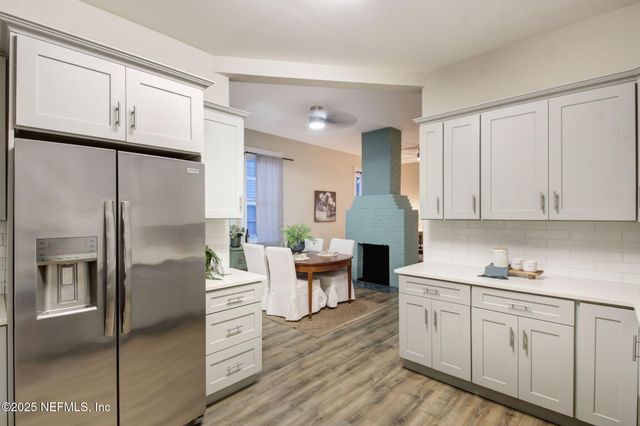 422 E 3RD Street, Jacksonville, FL 32206