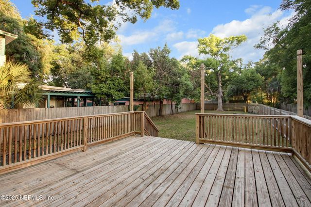 422 E 3RD Street, Jacksonville, FL 32206
