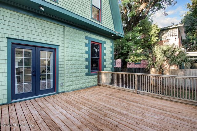 422 E 3RD Street, Jacksonville, FL 32206