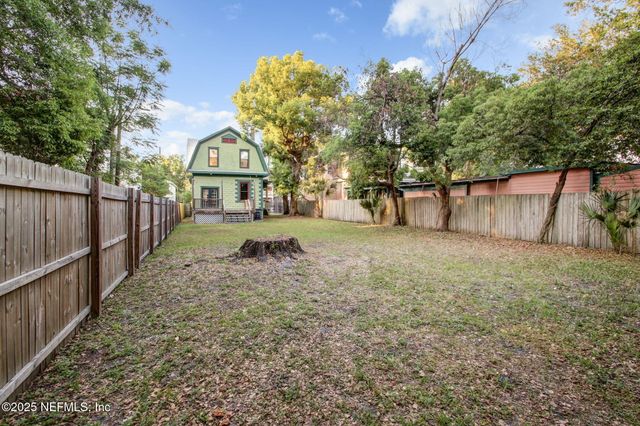 422 E 3RD Street, Jacksonville, FL 32206