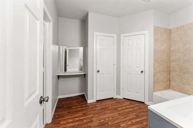 9610 Buffum Street B, Houston, TX 77051