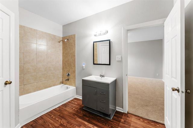 9610 Buffum Street B, Houston, TX 77051